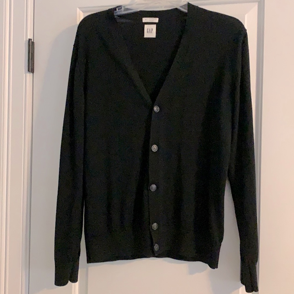 Black Gap M Cardigan sweater Marino wool